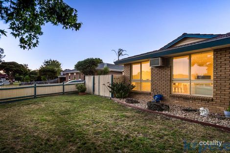 Property photo of 16 Sandhurst Road Wantirna VIC 3152