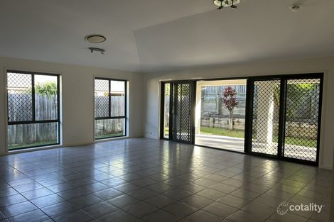 Property photo of 16 Orchard Crescent Springfield Lakes QLD 4300