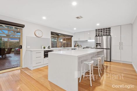 Property photo of 64 Mendora Crescent Wantirna South VIC 3152