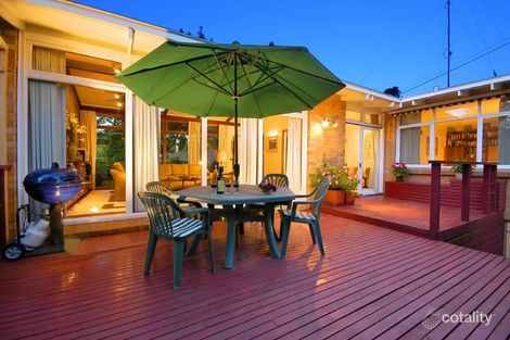 Property photo of 38 Waimarie Drive Mount Waverley VIC 3149