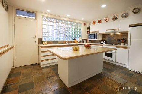 Property photo of 38 Waimarie Drive Mount Waverley VIC 3149