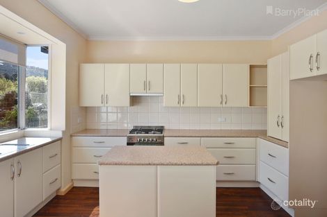 Property photo of 11 Albert Street Upper Ferntree Gully VIC 3156