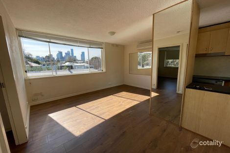 8/56 Smith St, South Melbourne, VIC 3205