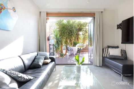 1/8 Southey St, Elwood, VIC 3184