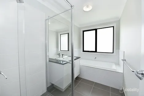 Property photo of 14 Flinders Street Sunbury VIC 3429