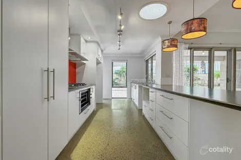 24 Kirkland Way, Meadow Springs, WA 6210