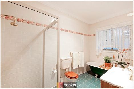 Property photo of 4 Westbury Circuit Nicholls ACT 2913