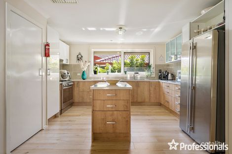 Property photo of 17 Partridge Way Mooroolbark VIC 3138
