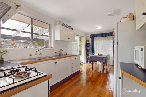 Property photo of 10 Orion Court Springvale South VIC 3172