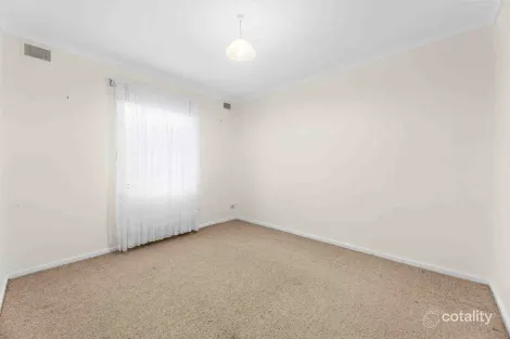 Property photo of 5 Whitehead Avenue Murray Bridge SA 5253