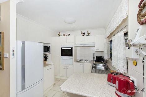 Property photo of 17 Glendon Crescent Glendale NSW 2285