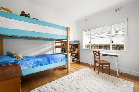 Property photo of 10 Ashkanasy Avenue Pascoe Vale VIC 3044