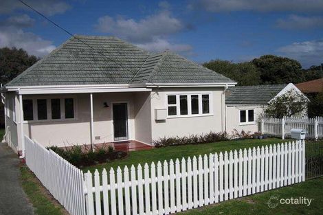Property photo of 4 William Street Little Grove WA 6330