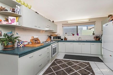 Property photo of 440 McCoombe Street Mooroobool QLD 4870