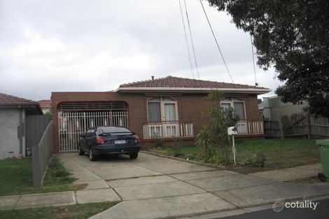 Property photo of 4 Fairbank Avenue Gladstone Park VIC 3043