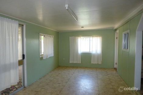 Property photo of 16 Murchison Street St George QLD 4487