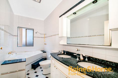 Property photo of 24 Wunda Road Concord West NSW 2138
