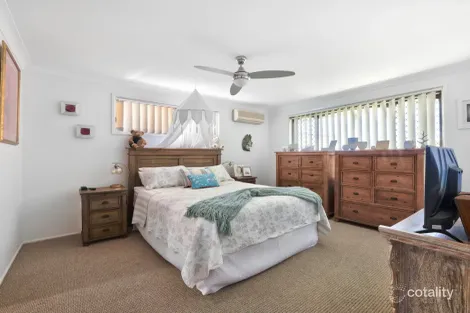 Property photo of 8 Grant Place Broadbeach Waters QLD 4218