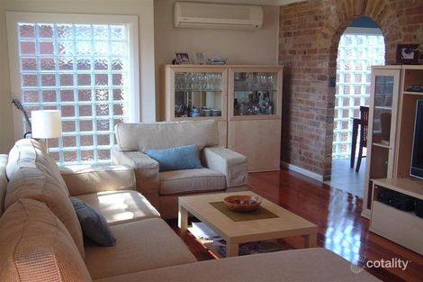 Property photo of 4A Old Bush Road Yarrawarrah NSW 2233