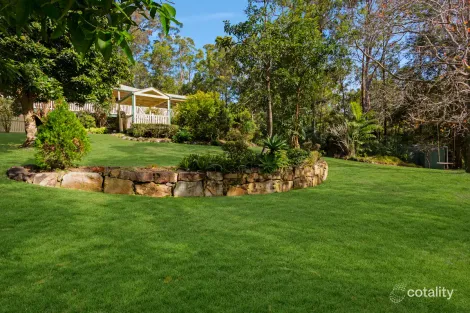 35 Pepperwood Rd, Bonogin, QLD 4213