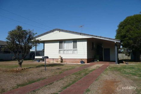 43 Milligan St, Oakey, QLD 4401