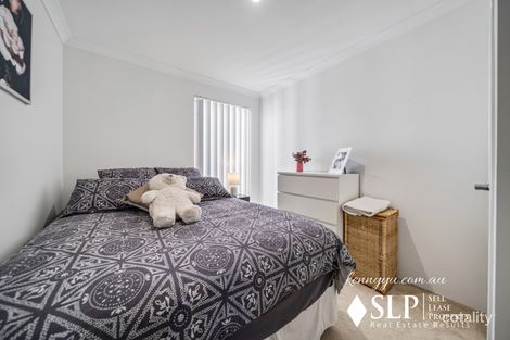 Property photo of 25 Trojan Bend Madeley WA 6065