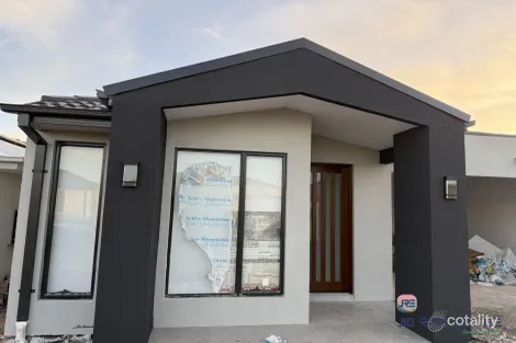 96 Clipstone Cres, Fraser Rise, VIC 3336