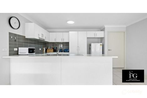 Property photo of 8 Babbler Way Aberglasslyn NSW 2320