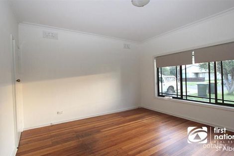 Property photo of 66 Millawa Avenue St Albans VIC 3021
