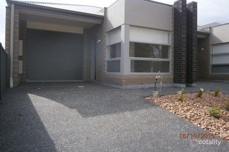 Property photo of 10 England Avenue Port Noarlunga SA 5167