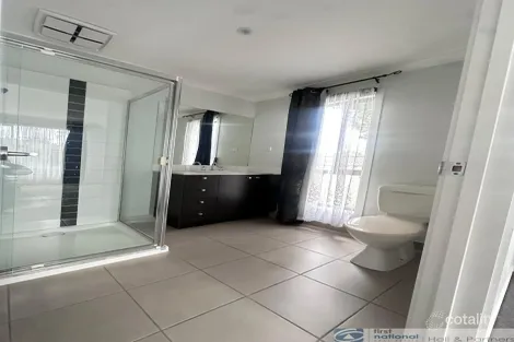 Property photo of 52 Edenbrook Circuit Pakenham VIC 3810