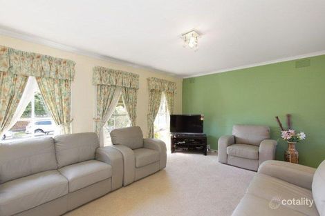 Property photo of 22 Champion Crescent Glen Waverley VIC 3150
