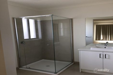 49 Lincoln Ave, Officer, VIC 3809