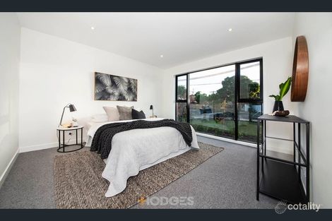 Property photo of 18 Chislehurst Road Hampton VIC 3188