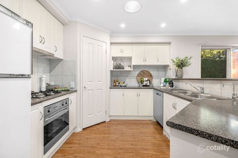Property photo of 31 Lake Gardens Avenue Lake Gardens VIC 3355