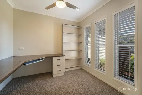Property photo of 15 Saba Court Middle Ridge QLD 4350