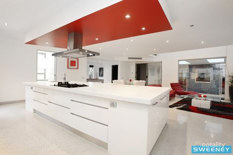 Property photo of 25 Glenmaggie Chase Caroline Springs VIC 3023