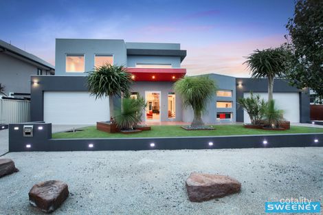 Property photo of 25 Glenmaggie Chase Caroline Springs VIC 3023