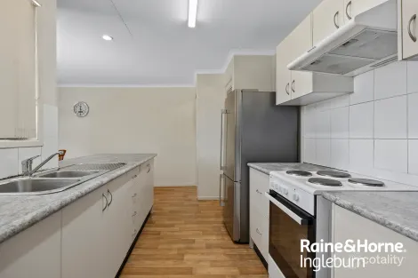 Property photo of 104 Harrow Road Glenfield NSW 2167