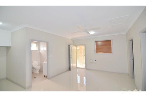 8 Richardson Ave, Regents Park, NSW 2143