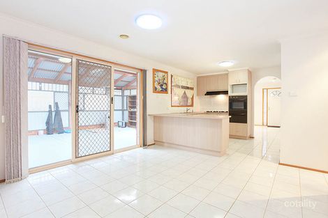 Property photo of 2 Dendy Court Roxburgh Park VIC 3064
