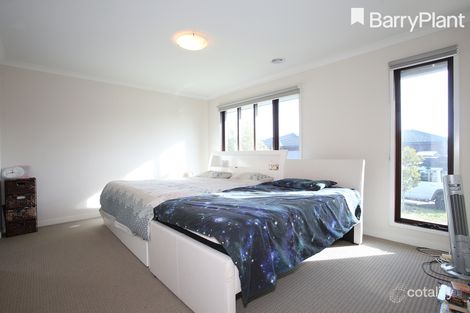 Property photo of 49 Blackledge Drive Clyde North VIC 3978