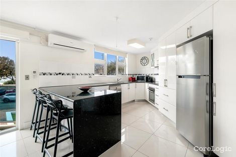 Property photo of 4/26 The Esplanade Surfers Paradise QLD 4217