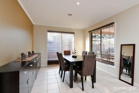 Property photo of 36 Bowral Loop Craigieburn VIC 3064