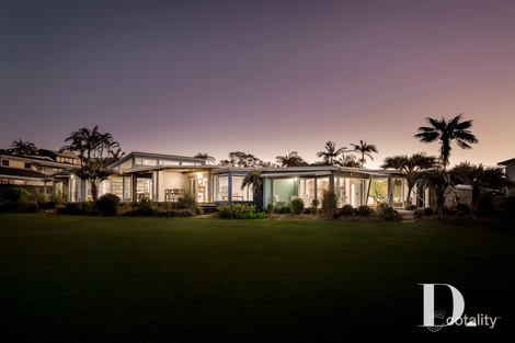 1 SURF ST, EMERALD BEACH, NSW 2456