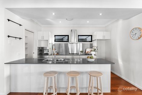 Property photo of 48 Crown Street Wynnum QLD 4178