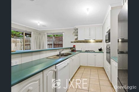 Property photo of 27 Silverwood Way Glen Waverley VIC 3150