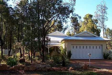 Property photo of 31 Clipson Crescent Mundaring WA 6073