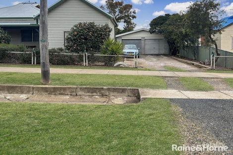 Property photo of 21 Wombat Street Young NSW 2594