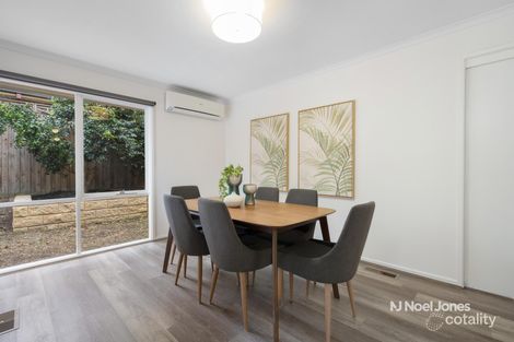Property photo of 2/17 McGhee Avenue Mitcham VIC 3132